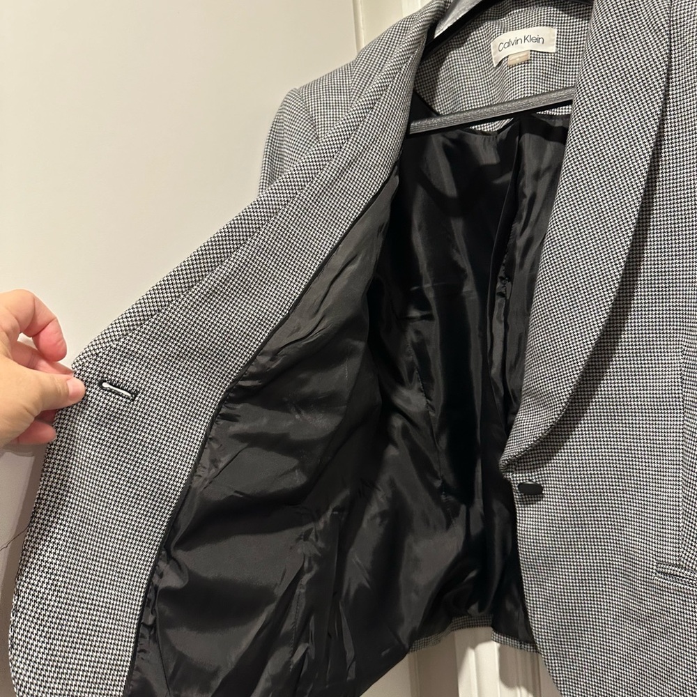 Suit Jacket - Picture 3 of 8